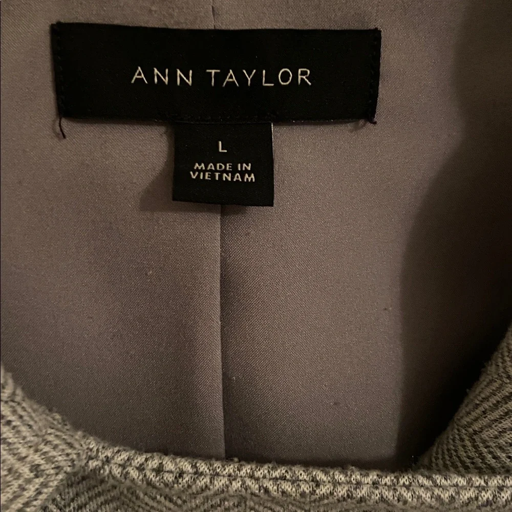 ANN TAYLOR Gray Women's Tweed Pattern Soft! L Large Jacket - Picture 5 of 8